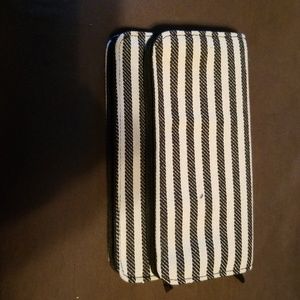 Thirty one wallet